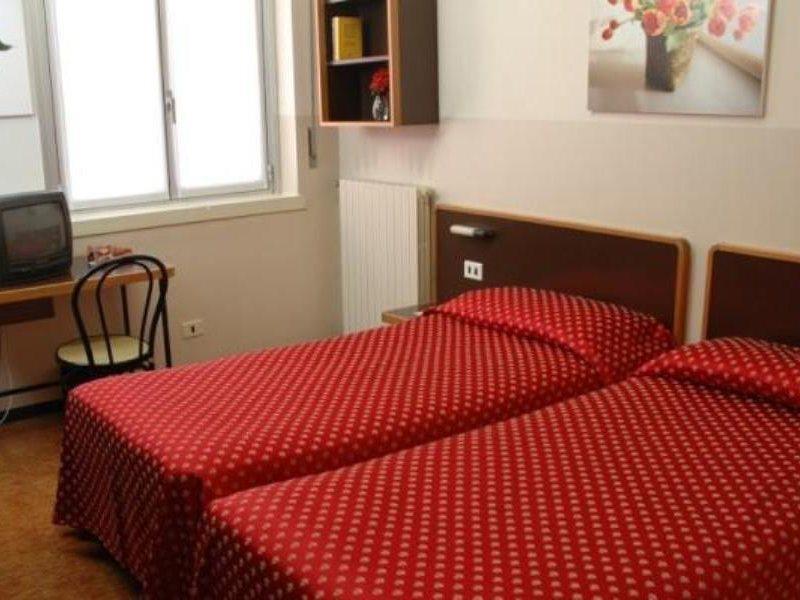 B&B Hotel Milano Ornato Dependanc Exterior foto